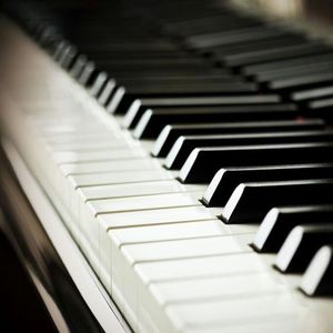 欧美大屁股少妇和俄罗斯大高少妇肛门和BB干出拉屎
