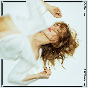 欧美大屁股少妇和俄罗斯大高少妇肛门和BB干出拉屎
